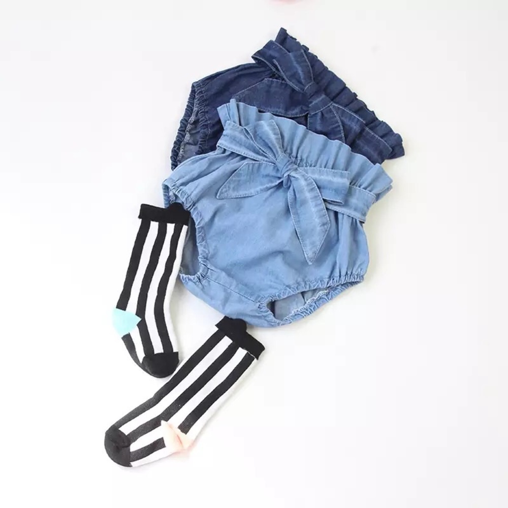 Chambray baby bloomers!
